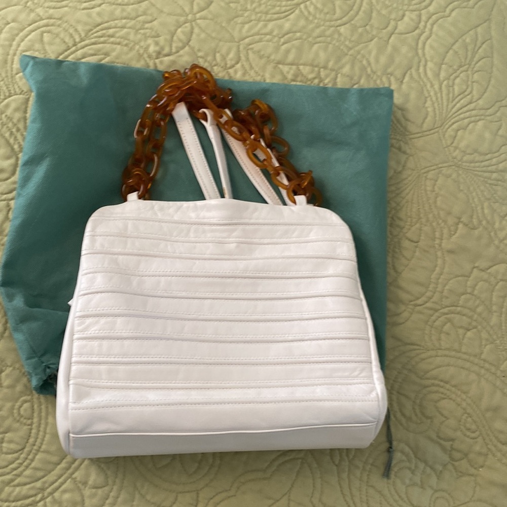 New Suarez white leather shoulder bag.